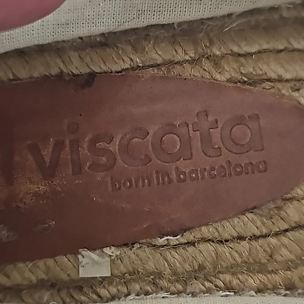 Viscata Espadrille Tan Slip On Loafers Womens 41 EUC Embroidered Tile Multicolor